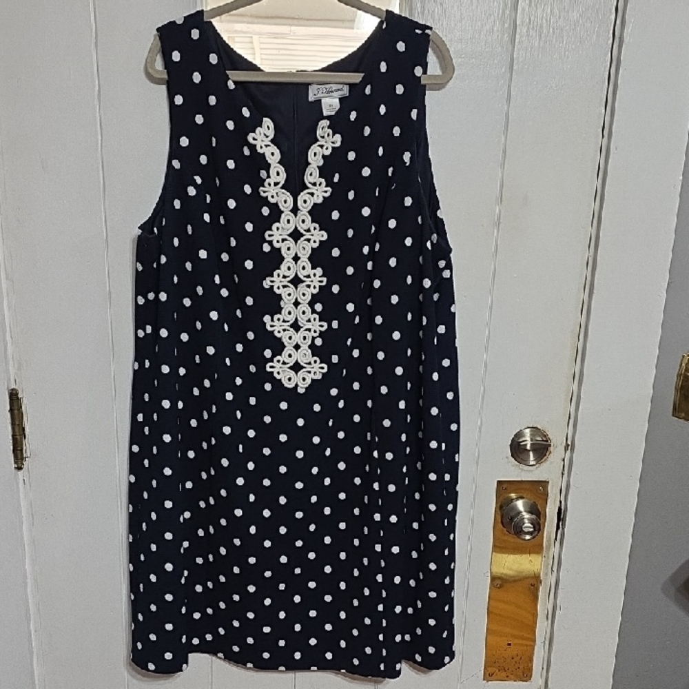 J Howard Women's Dress Black/White Polka Dots‎ Swirly Applique V-Neck Lined 24W